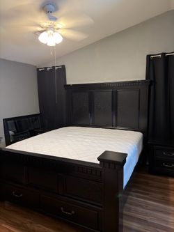 Bedroom Set - Drawers - Dresser + Mirror