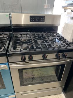 Frigidaire stainless steel gas stove