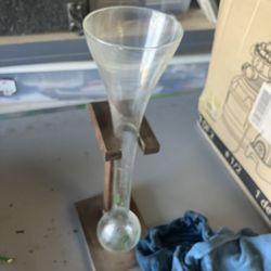 English Beer Glass With Stand 