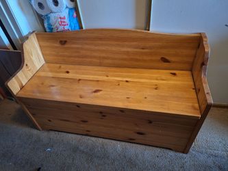 Vintage Pine Storage Bench. Solid Wood