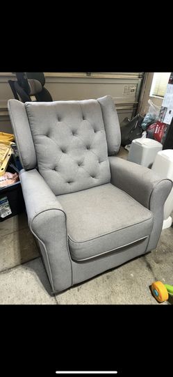 Nursing chair - free