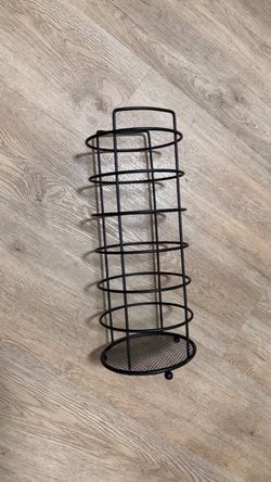 TOILET PAPER HOLDER
