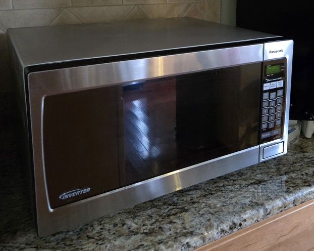 Panasonic The Genius Sensor 1250W Microwave