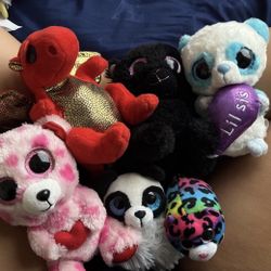 17 beanie boos stuffed animals plushy