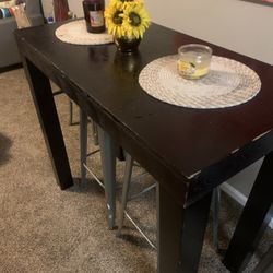 Bar Table