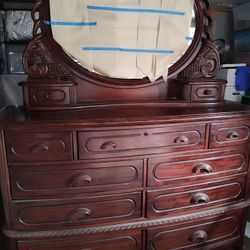 Heavy Solid Wood Dresser With Oval Mirror 