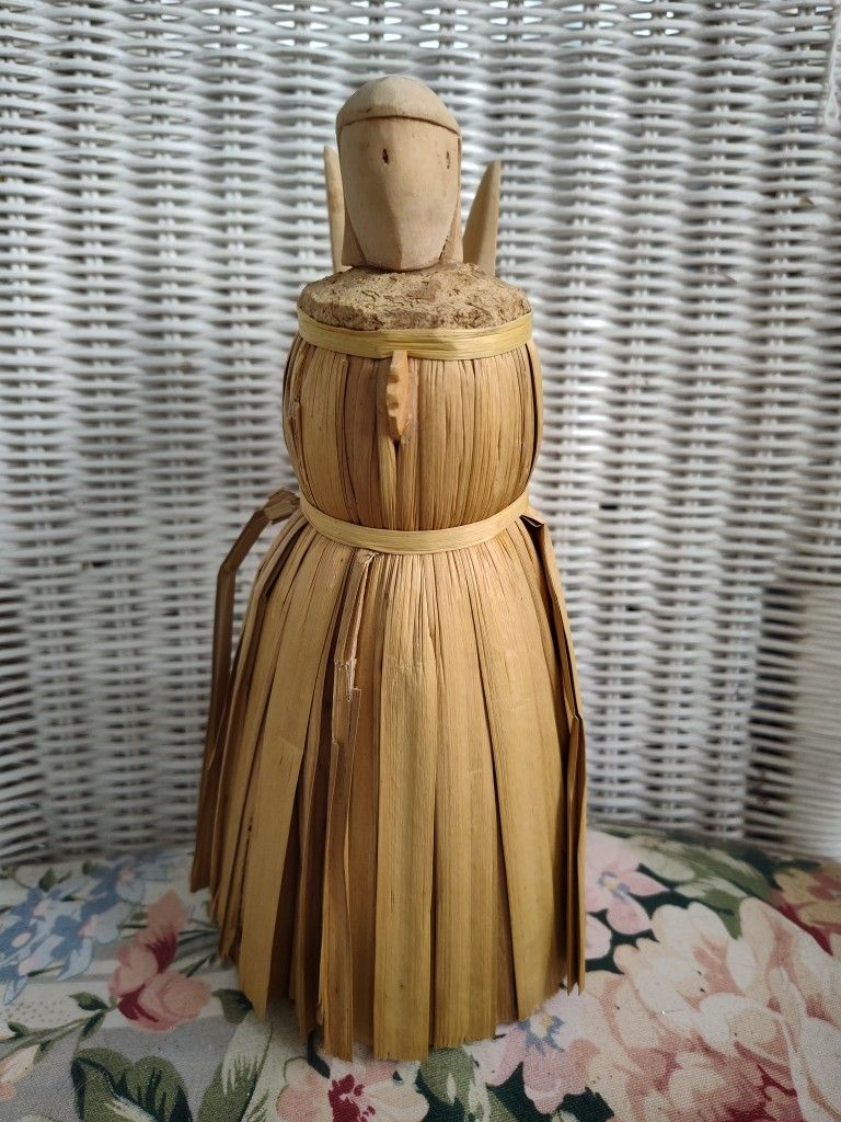 Corn Husk Vintage Angel Decor