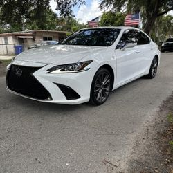 2021 LEXUS ES350