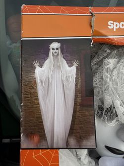 NEW Spooky Village 5’ Hanging Spirit Bride Lights/Sound