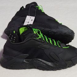 MEN'S SIZE 7.5 / WOMEN'S SIZE 9: ADIDAS STREETBALL SNEAKERS!!