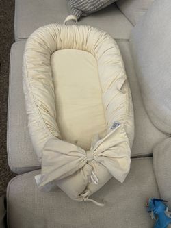 Baby Nest Pod Lounger