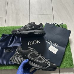 (NEW) DIOR B30 DESIGNER SHOES