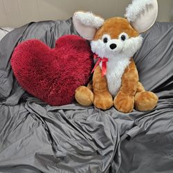 OVERSIZED STUFFED VALENTINE'S DAY GIFTS! New Condition! 