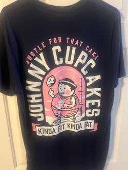 Johnny Cupcakes -kinda fit kinda fat
