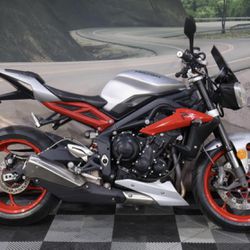 2015 Triumph Street Triple Rs ABS Special Edition 