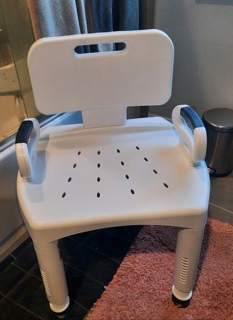 Shower Chair (NEW) $60