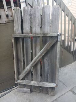 Wood door gate