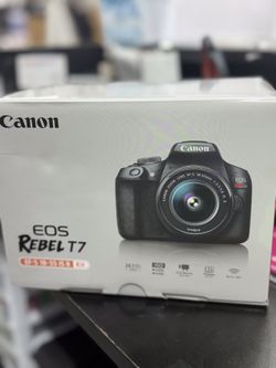 Canon EOS Rebel T7