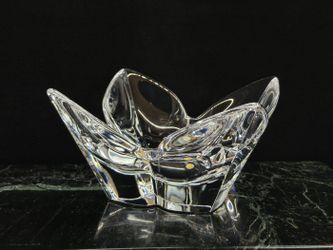 Vintage Crystal Tri-Petal Tulip-Form Bowl / Vase
