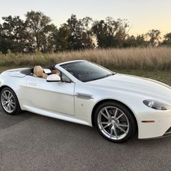 2012 Aston Martin V8 Vantage