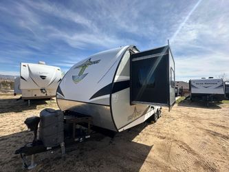 2021 ADRENALINE COACHMAN TOY HULER