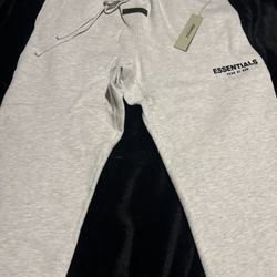 Light Oat Essential Sweats Uncuffed