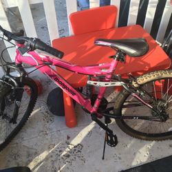 Mongoose 24" Ledge 2.1 Girls Mountain Bike,