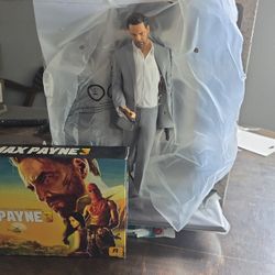 May Payne 3 Statue Collectible 12"