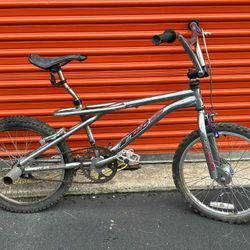 Vintage Royce Union T-18 Pro Series BMX Bike