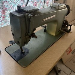 Sewing machine table
