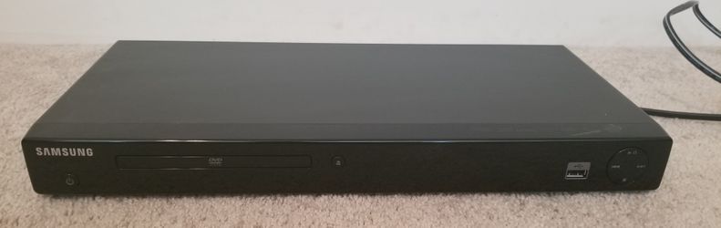 SAMSUNG DVD PLAYER - WITH REMOTE