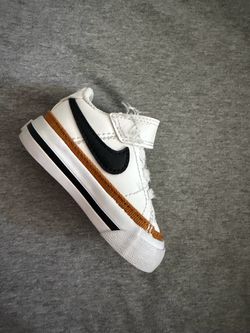 Nike Toddler Sneaker White Black Tan