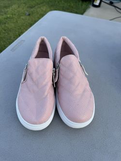 Steve Madden Girls Slip On Pink Shoes for Sale in Garland TX OfferUp