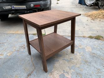 IKEA LUNNARP Side Table brown 22" x 18" x 22" high