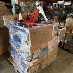 Mixed Small Stuff And Toys Pallet 