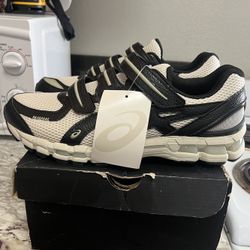 NEW ASICS Gel Kayano 20 $80 FIRM NO TRADES 