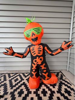 Halloween Inflatable Pumpkin Head Skeleton with Sunglasses