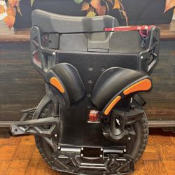 Veteran-Lynx-Electric-Unicycle 
