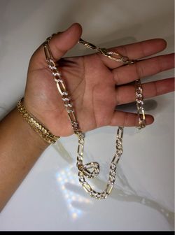 24” 14K Gold  Figaro Link Chain Necklace
