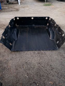 GM Bed Liner or bed cover