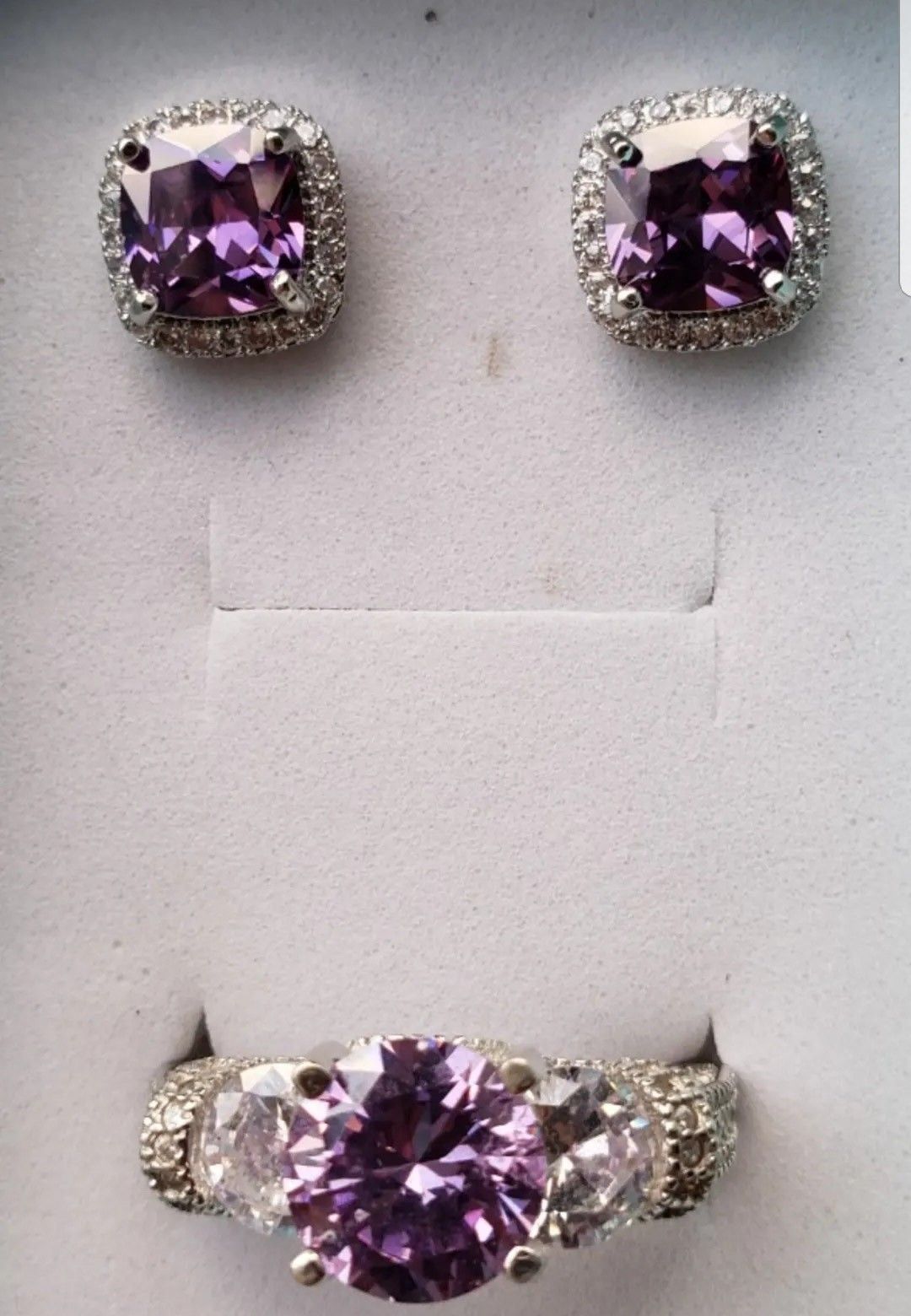 Stunning sterling silver 2 ct amethyst and lab diamond ring and earring set