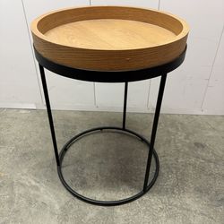 Accent table