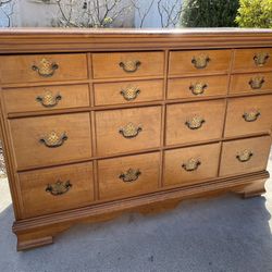 Solid Wood Dresser Chest of Drawers Furniture 