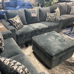 Comfy Sofa Loveseat! $1199 🏠💙🚨Available W/sleeper! 