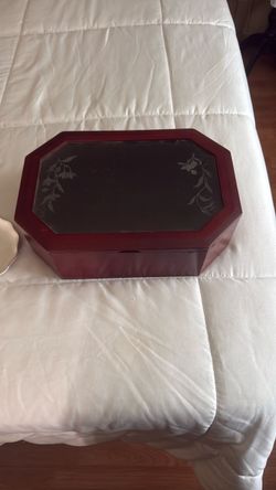 Jewelry case