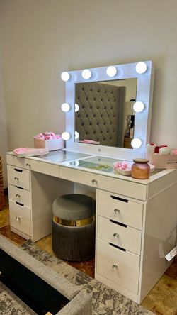White Vanity Desk with Hollywood Lighted Mirror