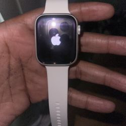 Apple Watch 45 MM Titanium Red Dot Series 9