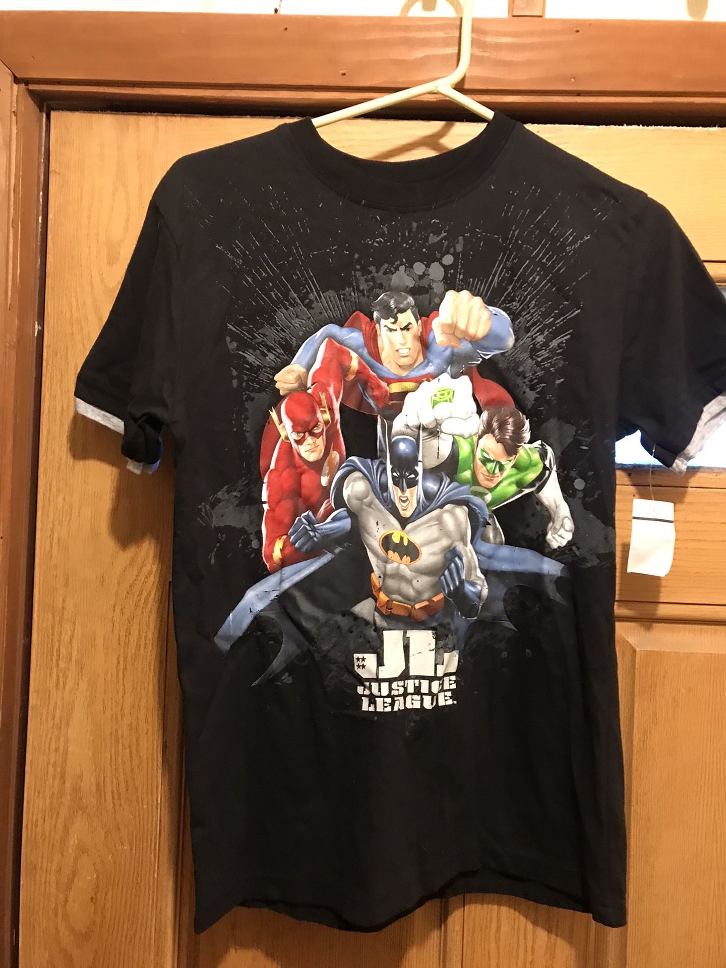 boys new superhero shirt 14/16, ( Read Description)