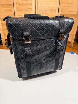 Rolling Makeup Artist Train Case / Cosmetic Trolley Bag – Black Quilted