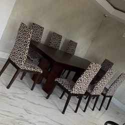 Table And Chairs 